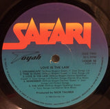 Toyah (3) - Love Is The Law LP levy (käytetty)