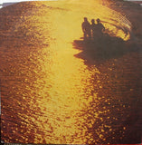 Bee Gees - Spirits Having Flown LP levy (käytetty)