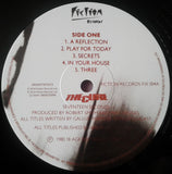 The Cure - Seventeen Seconds LP levy (uusi)