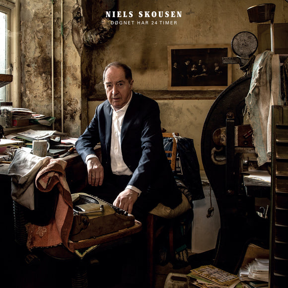 Niels Skousen - Døgnet Har 24 Timer - LP (uusi)